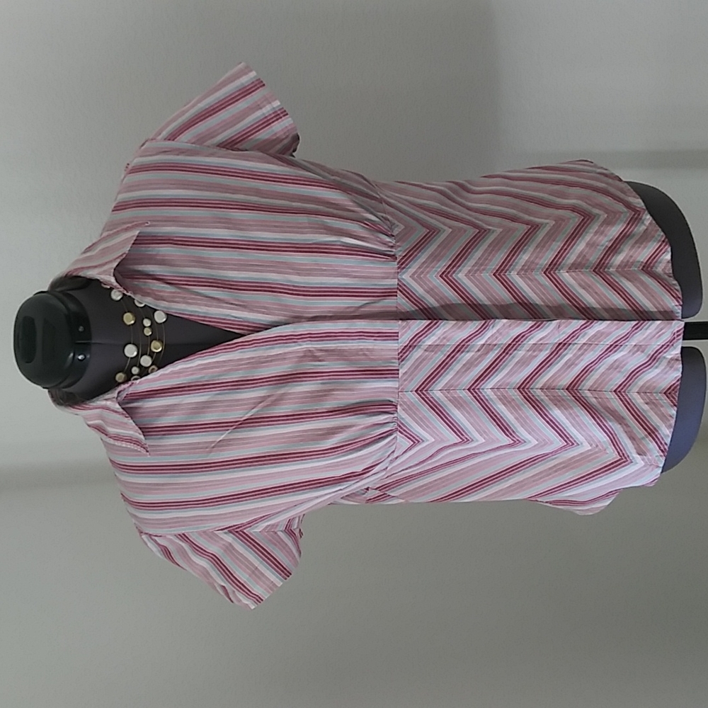 Striped/Chevron striped blouse (stretch)
